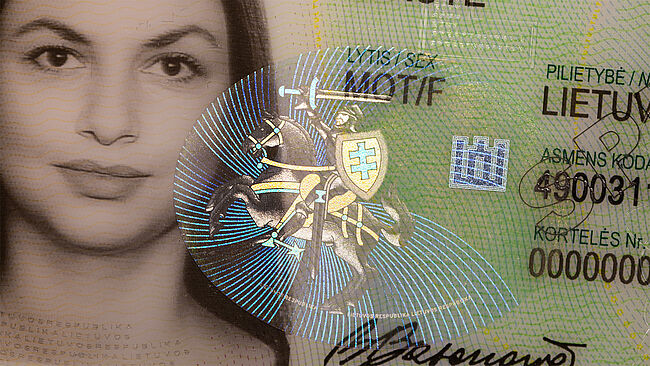 Another image of the Lithuanian ID card, showing how transparent areas of the KINEGRAM protect the portrait, while partial metallization ensures secure verification