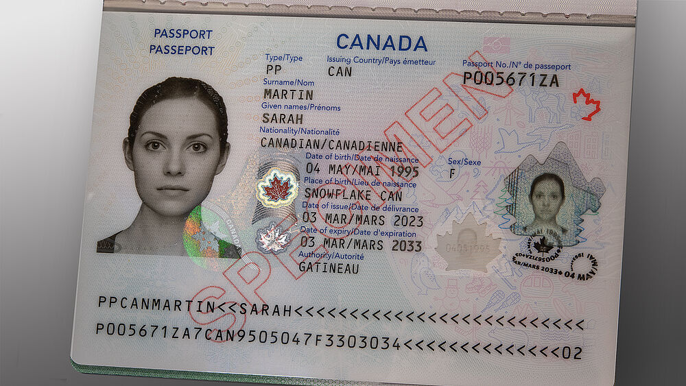 Canadian Passport with embedded KINEGRAM protecting the photograph 