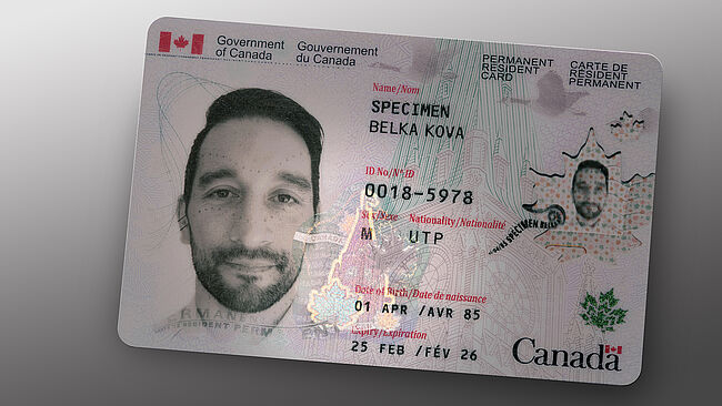 Imagen de la tarjeta de permiso de residente canadiense con KINEGRAM