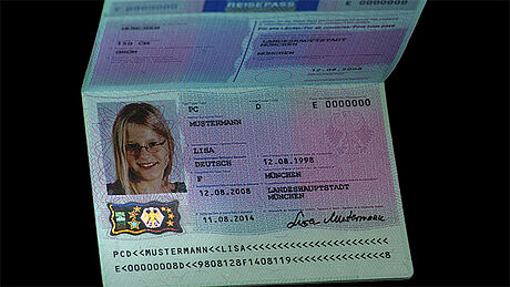 Germany Temporary Passport protected wth a KINEGRAM