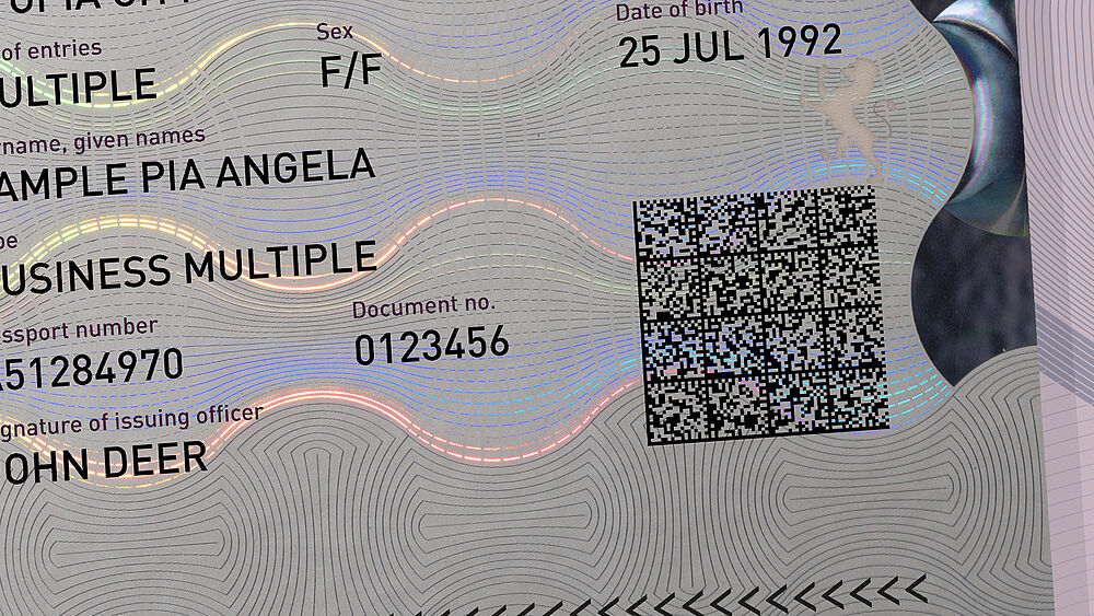 KINEGRAM Visa Label with VDS Bio  Close-Up of a Visible Digital Seal, a highly secure 2D barcode, on a KINEGRAM Visa Label